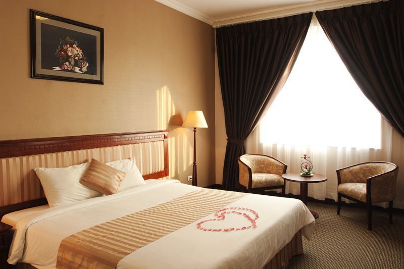 Aloha Halong Hotel Hạ Long Exterior foto